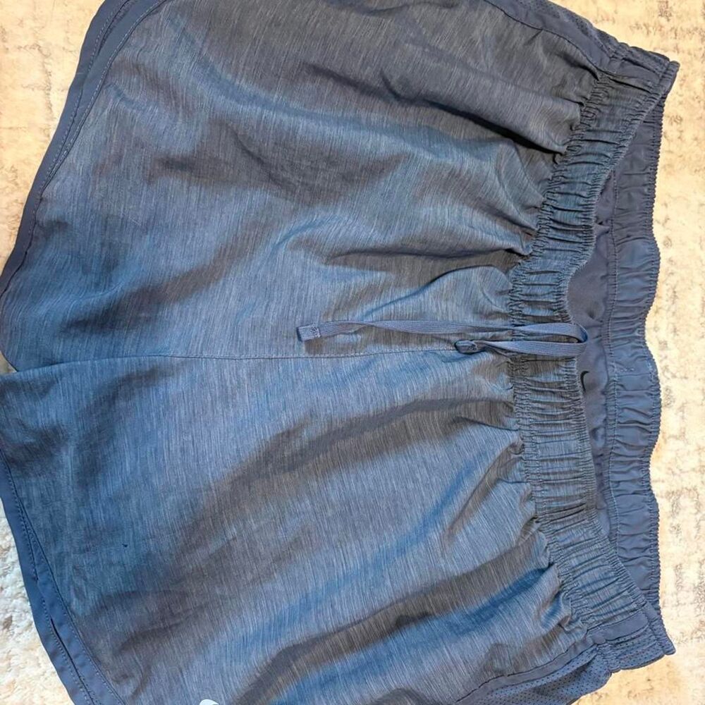 Nike Women's Blue and Navy Shorts